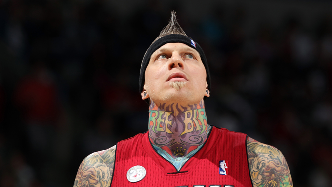 输出位决定 输出位决定